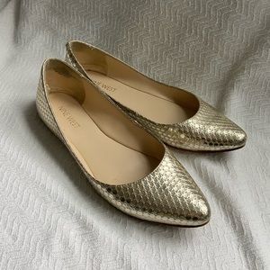 Nine West EUC Gold flats